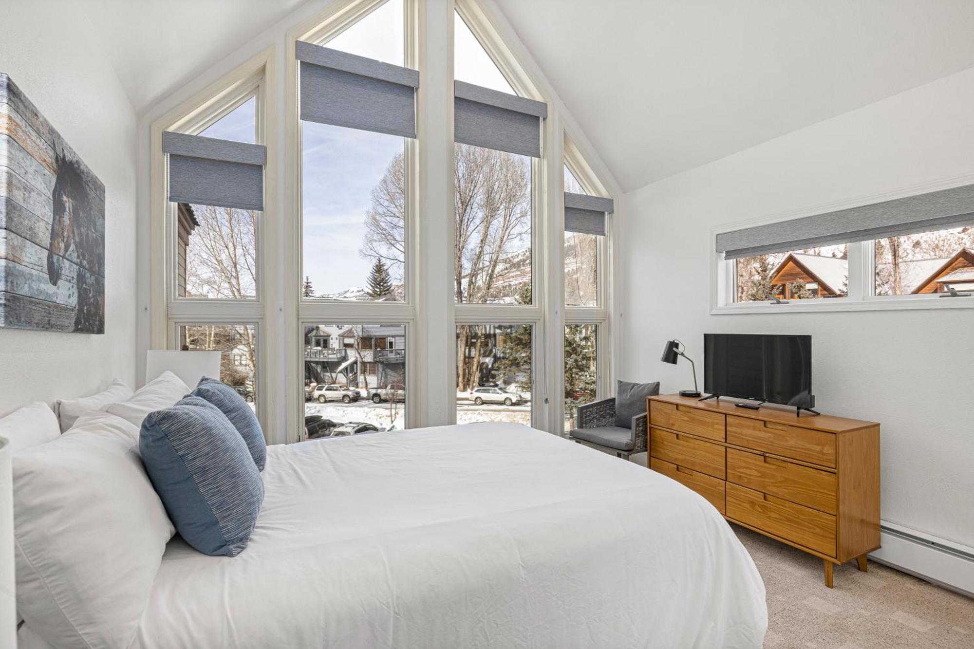 Viking Lodge Telluride Room photo